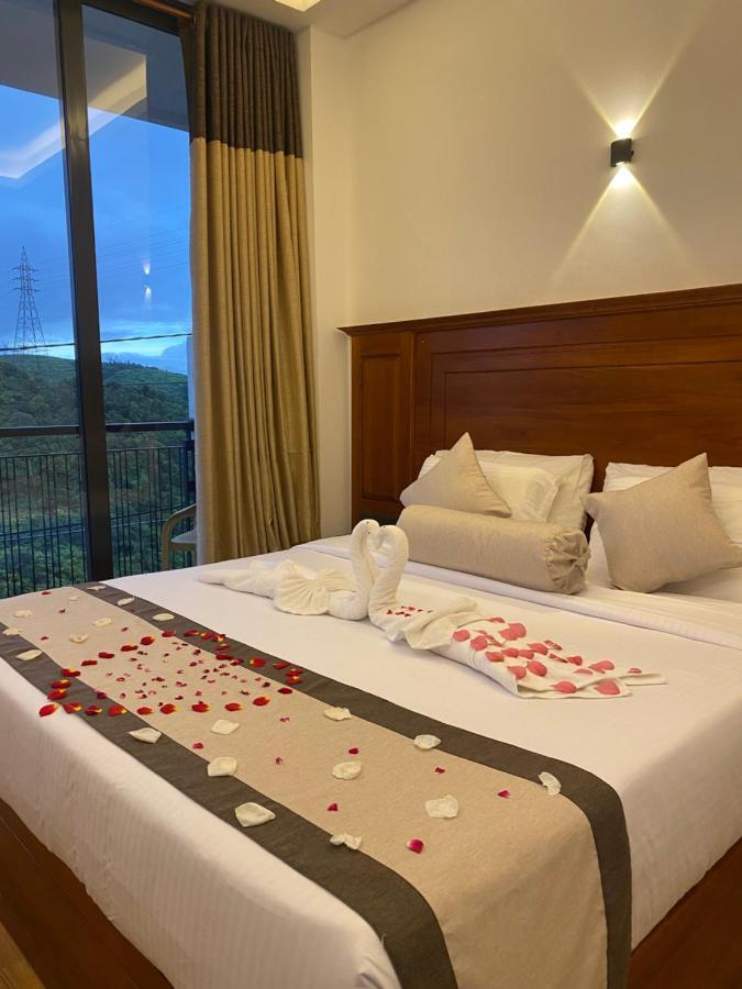 Top Rich Hotel Νουβάρα Ελίγια Εξωτερικό φωτογραφία