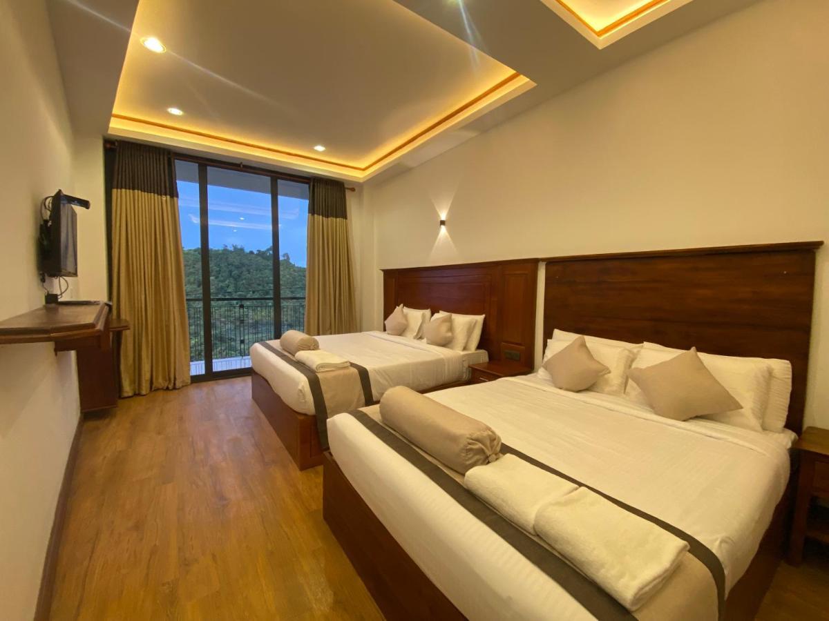 Top Rich Hotel Νουβάρα Ελίγια Εξωτερικό φωτογραφία