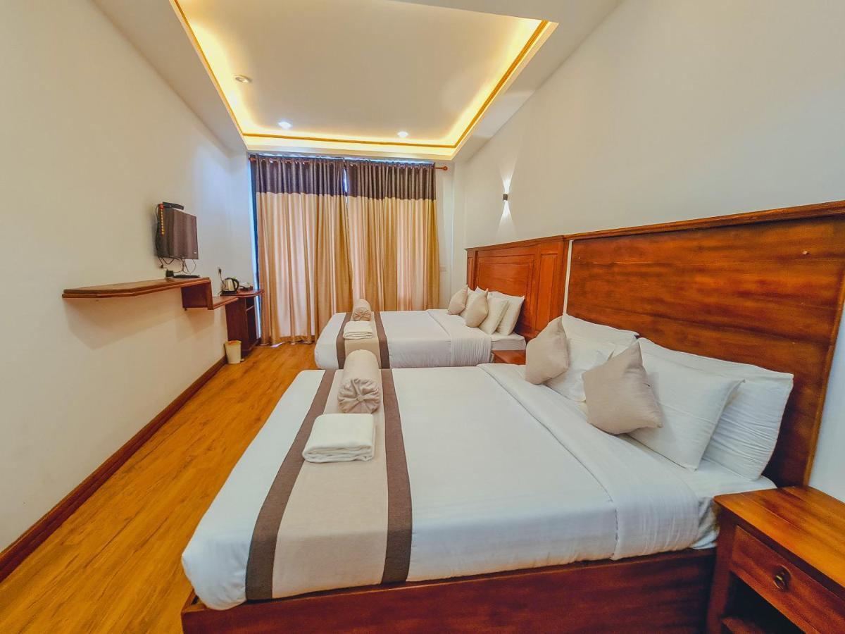 Top Rich Hotel Νουβάρα Ελίγια Εξωτερικό φωτογραφία