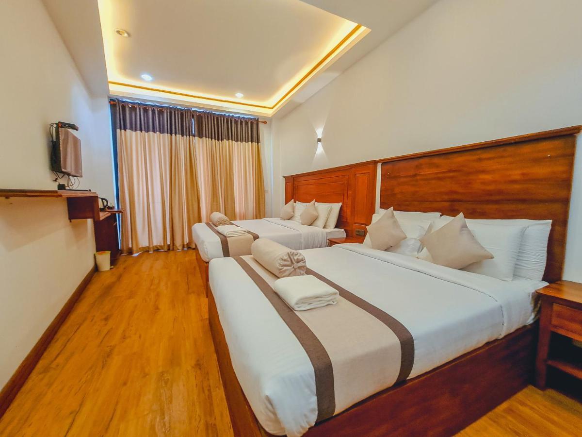 Top Rich Hotel Νουβάρα Ελίγια Εξωτερικό φωτογραφία